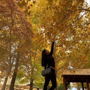 Meet your Posher, Rosenie